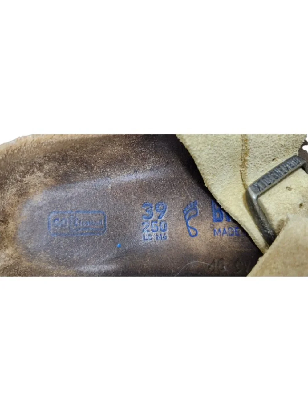 Birkenstock Arizona Sandals EU 39 US 8 Beige Suede Leather Double Strap Comfort